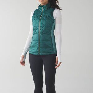 NWT Lululemon Down For A Run Vest, Sz 4, FORAGE TEAL
